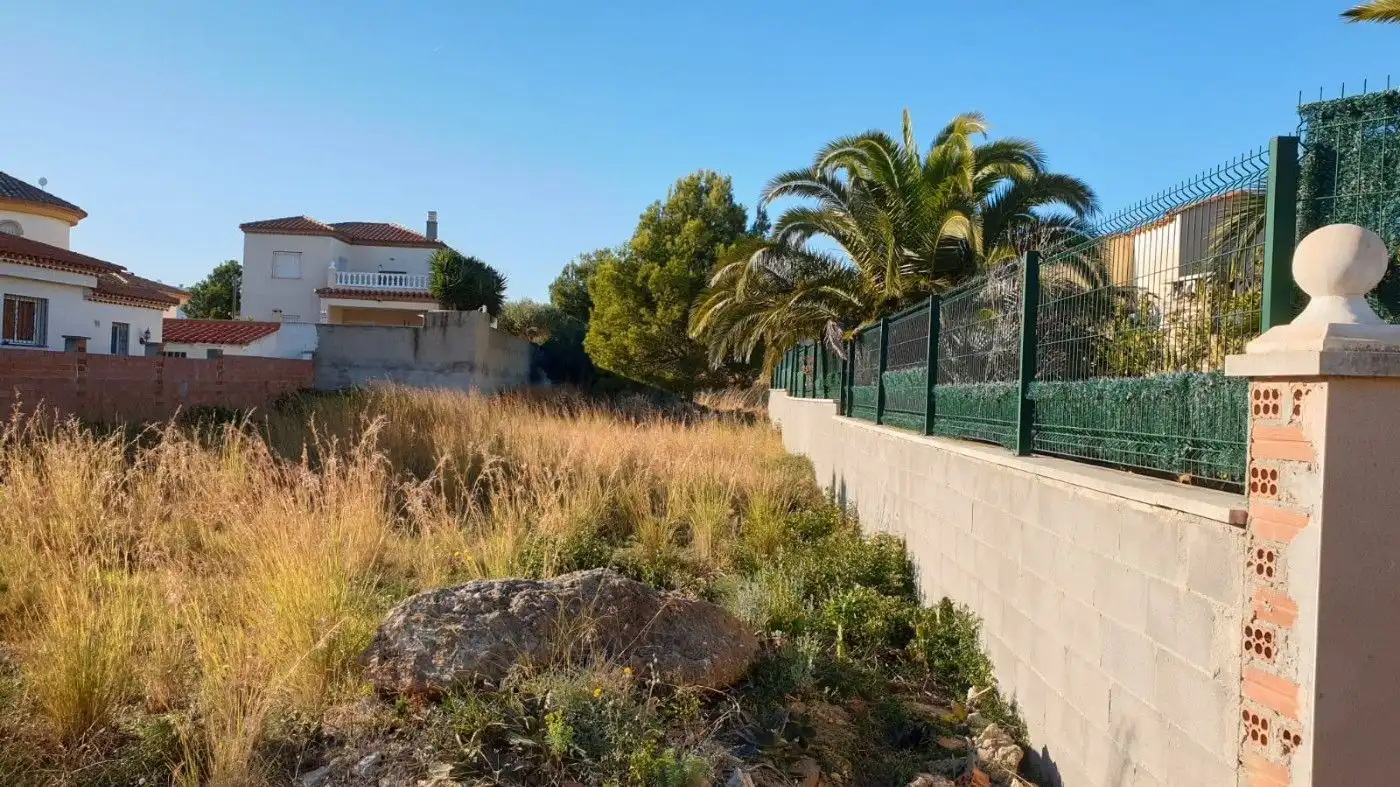 Terreno residencial en venta en Miami Platja, imagen 5