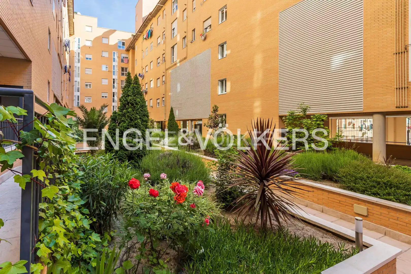 Terrace of Study for sale in Madrid  with Air Conditioner, Heating and Storage room