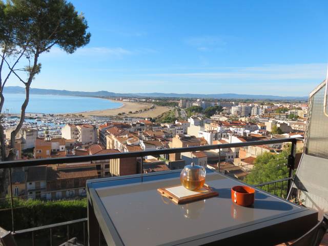 Apartamento en Venta en Carrer de Barcelona en L'Estartit Poble