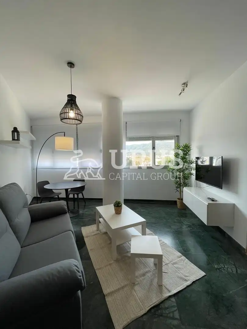 Sala de estar de Piso en venta en  Córdoba Capital con Aire acondicionado, Trastero y Piscina comunitaria
