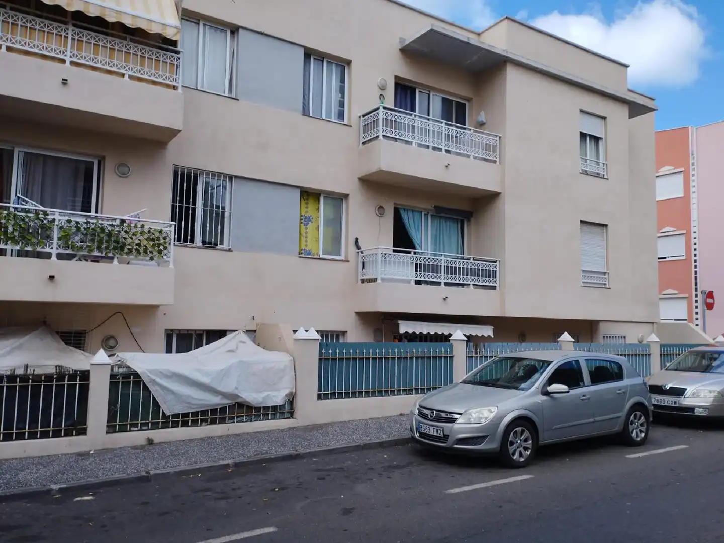 Vista exterior de Piso en venta en Arona con Trastero