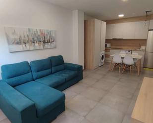 Sala d'estar de Apartament de lloguer en  Murcia Capital amb Aire condicionat, Moblat i Rentadora