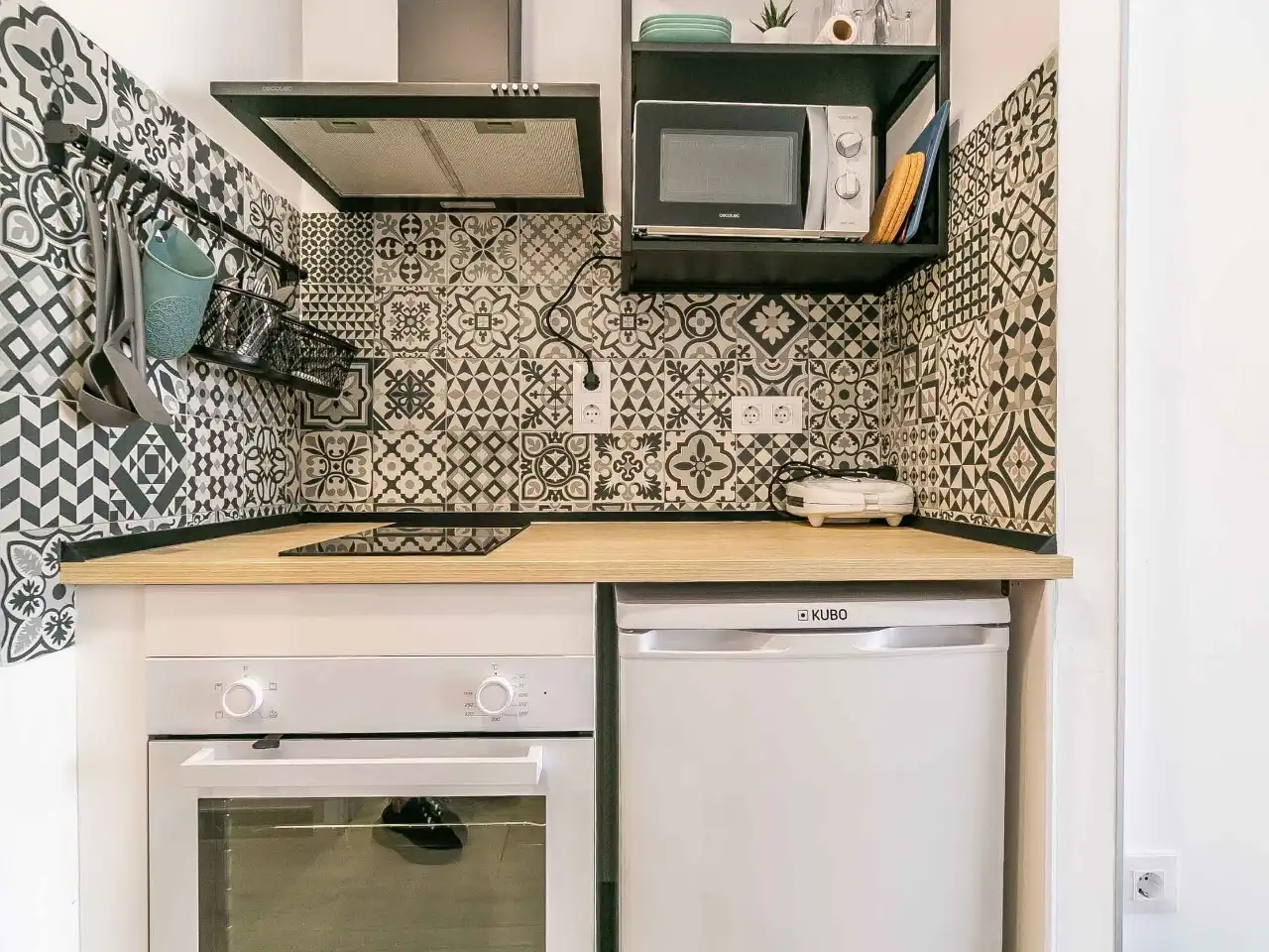 Cocina de Piso de alquiler en Torremolinos con Aire acondicionado y Balcón