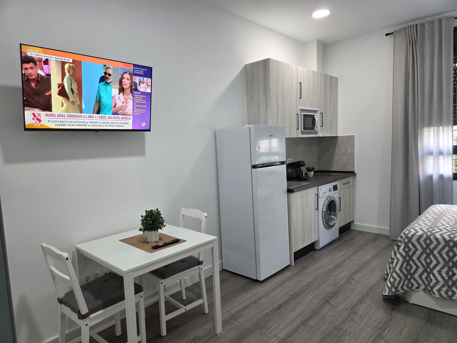 Cocina de Apartamento de alquiler en Málaga Capital con Aire acondicionado, Parquet y Amueblado