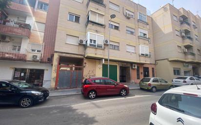 Vista exterior de Pis en venda en  Almería Capital amb Terrassa