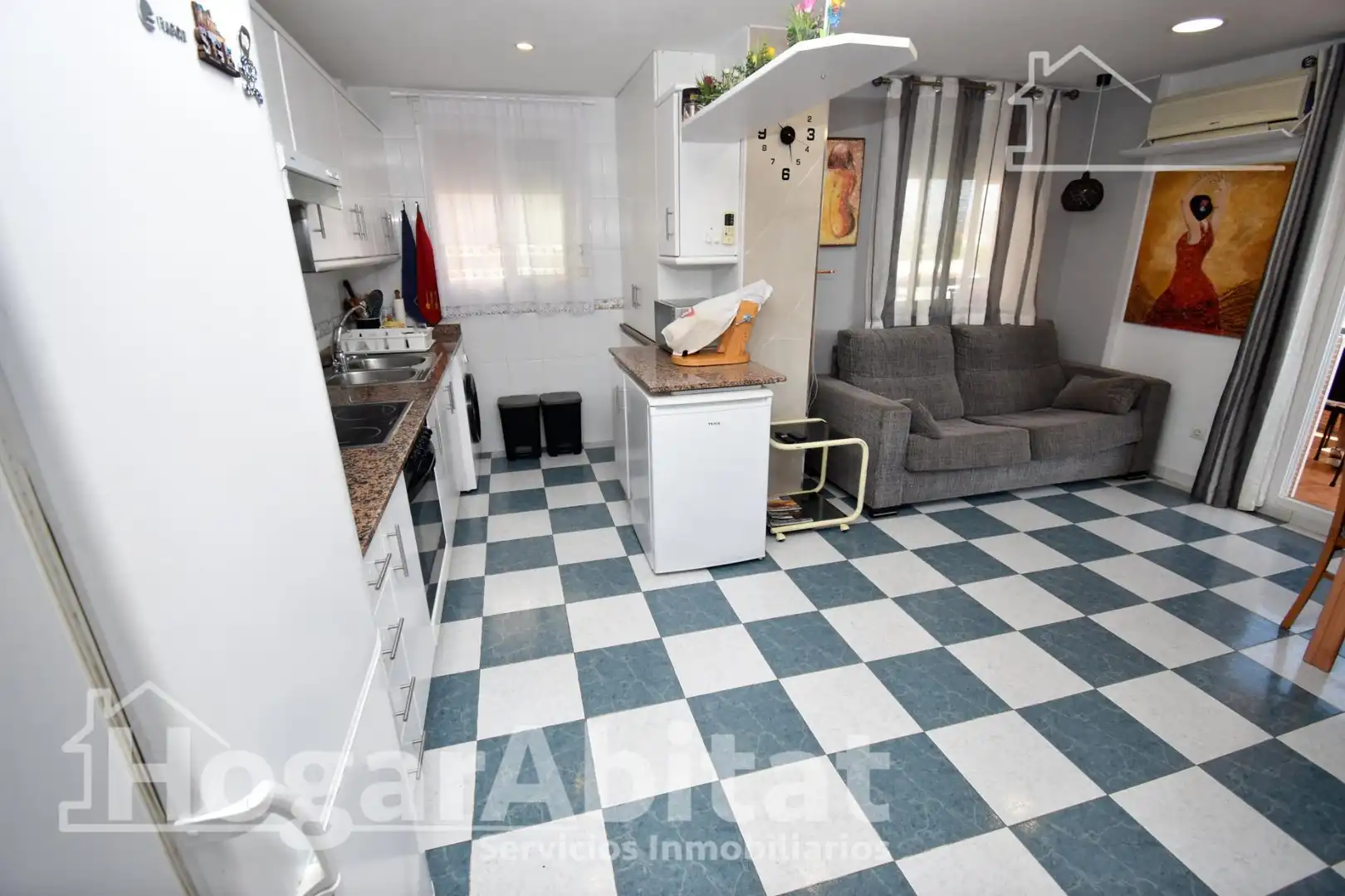 Habitación de Apartamento en venta en Oropesa del Mar / Orpesa con Aire acondicionado, Calefacción y Jardín privado