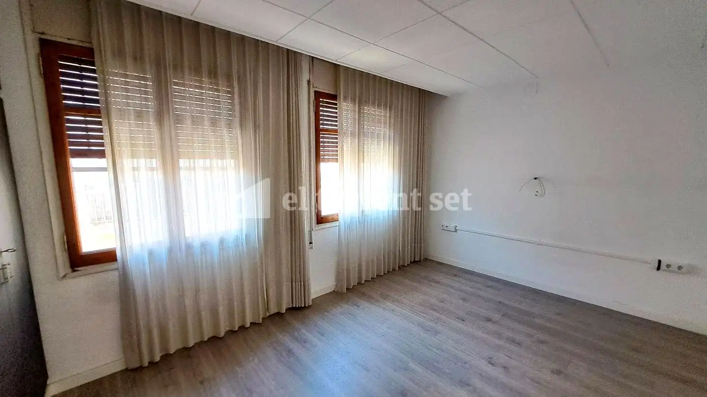 Piso en venta en Camí Ral de la Mercè, Centre