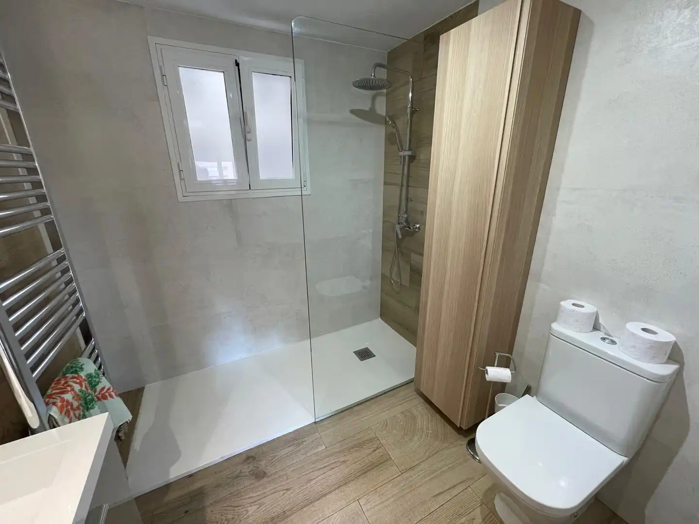 Baño de Piso de alquiler en Zaragoza con Aire acondicionado, Calefacción y Terraza