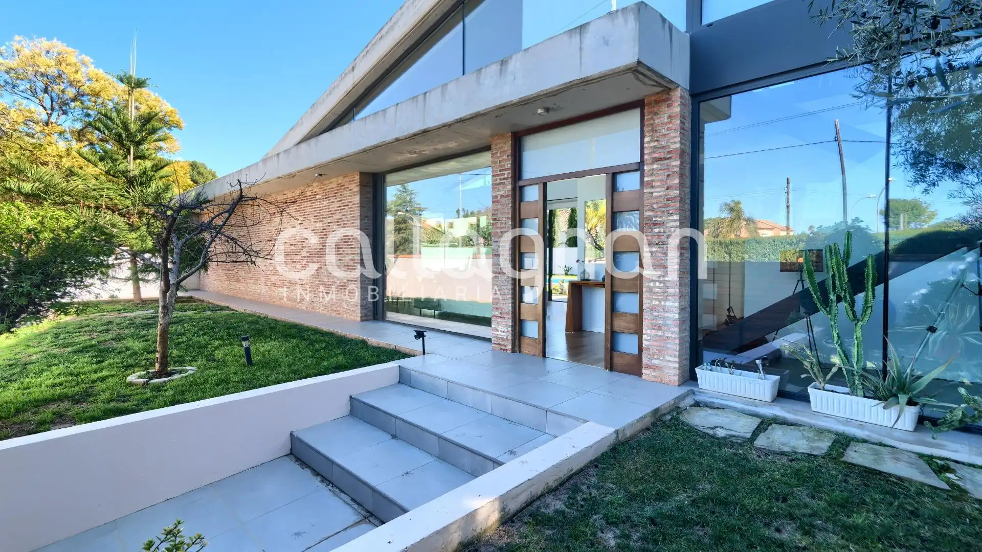 Exterior view of Houses for sale in L'Eliana  with Air Conditioner, Heating and Private garden