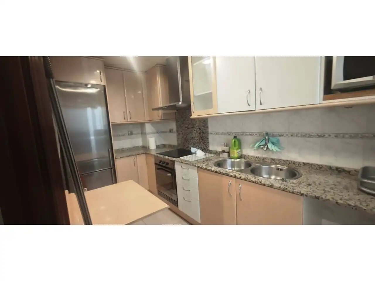 Cuina de Pis en venda en Barcelona amb Calefacció i Terrassa