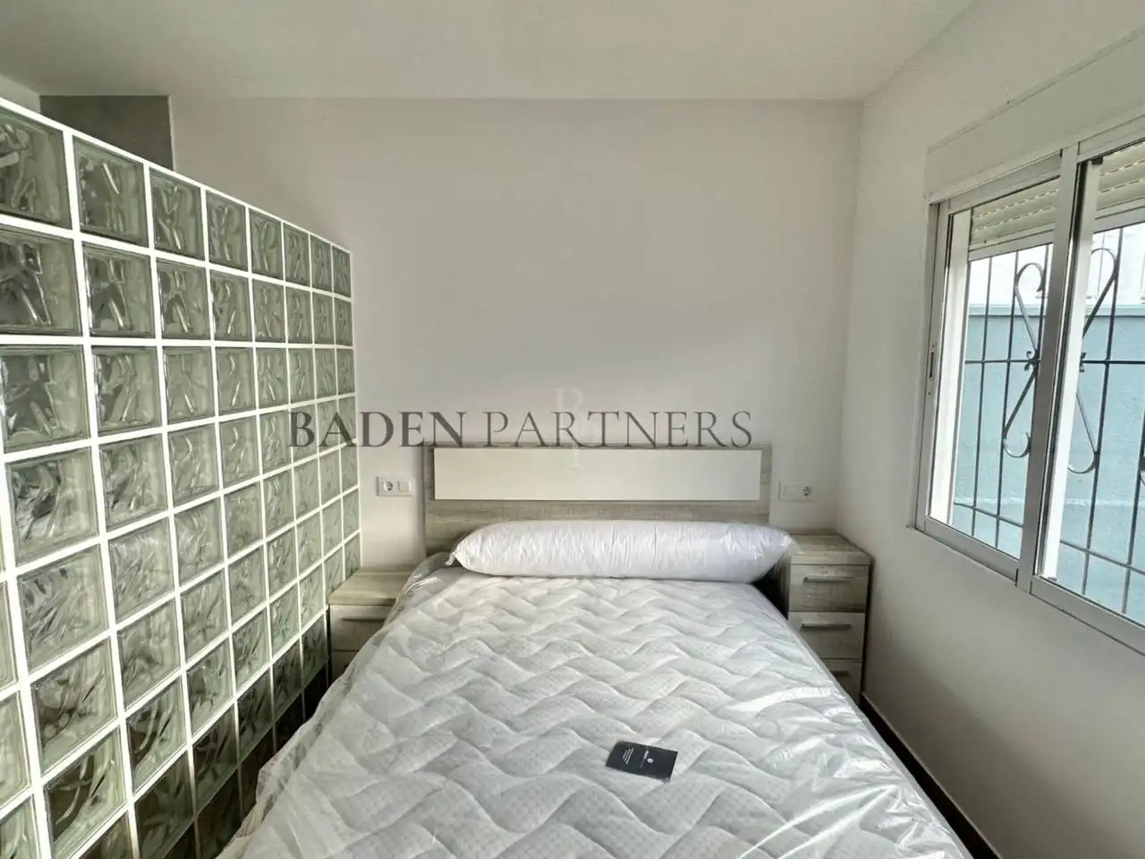 Habitación de Estudio en venta en Vinaròs con Terraza y Amueblado