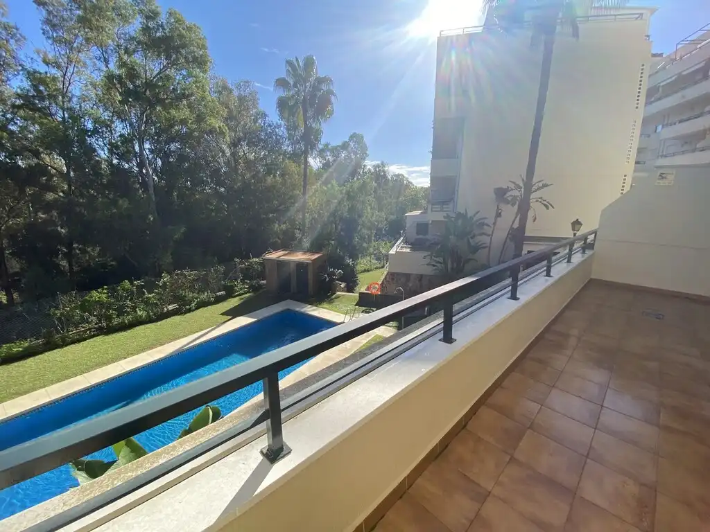 Vivienda con piscina en venta en Calahonda, imagen 22