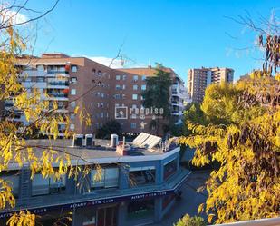 Vista exterior de Pis en venda en  Madrid Capital amb Aire condicionat, Calefacció i Terrassa