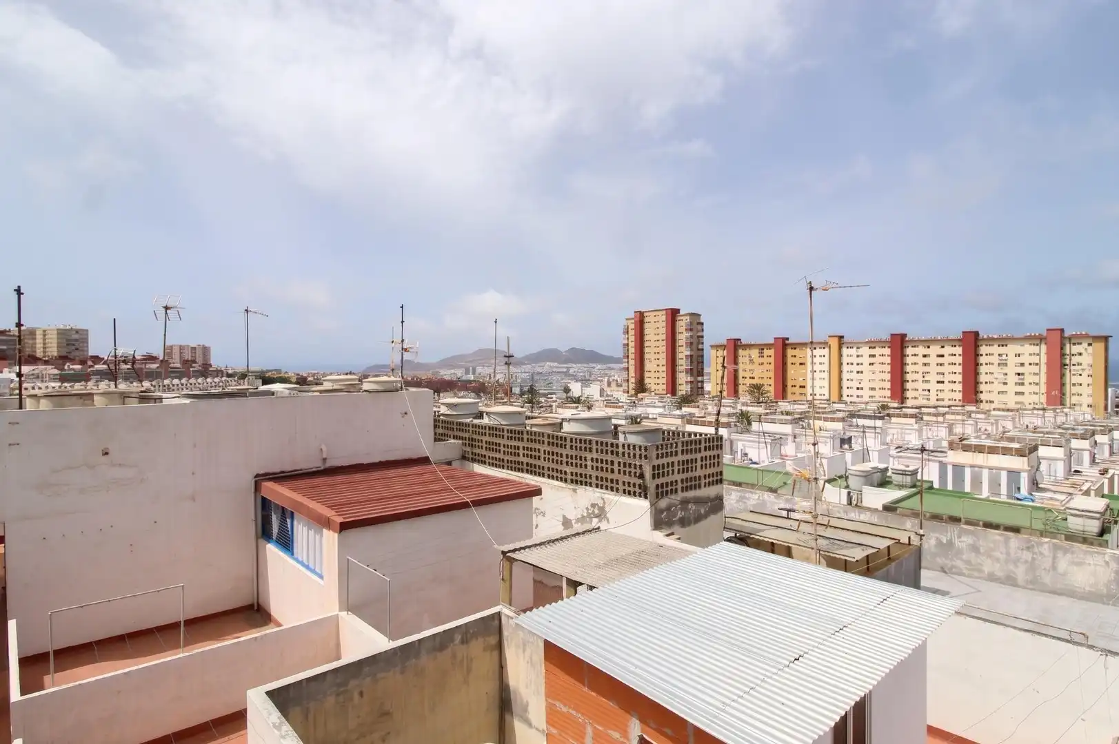 Vista exterior de Edifici en venda en Las Palmas de Gran Canaria