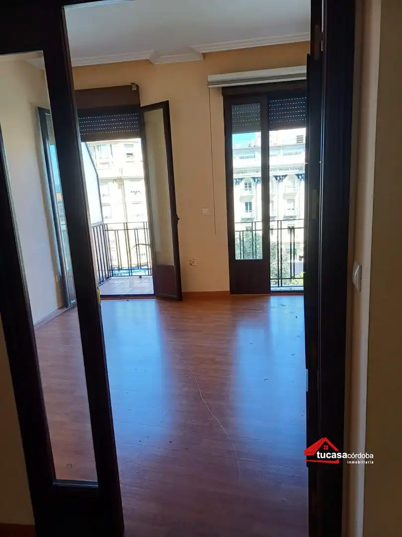 Habitación de Piso en venta en Córdoba con Terraza, Trastero y Amueblado
