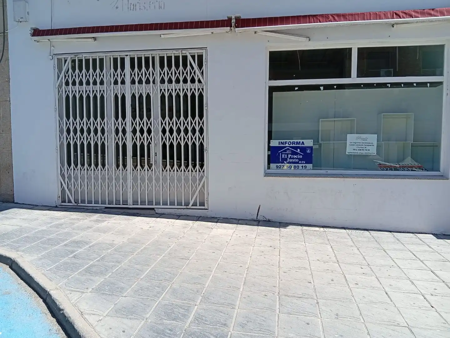 Local en venda en Coria amb Terrassa, Internet i Alarma