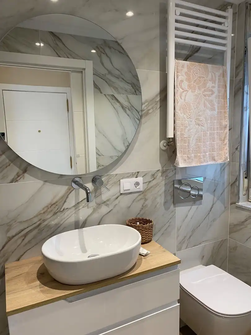 Baño de Piso de alquiler en Lugo con Calefacción y Trastero