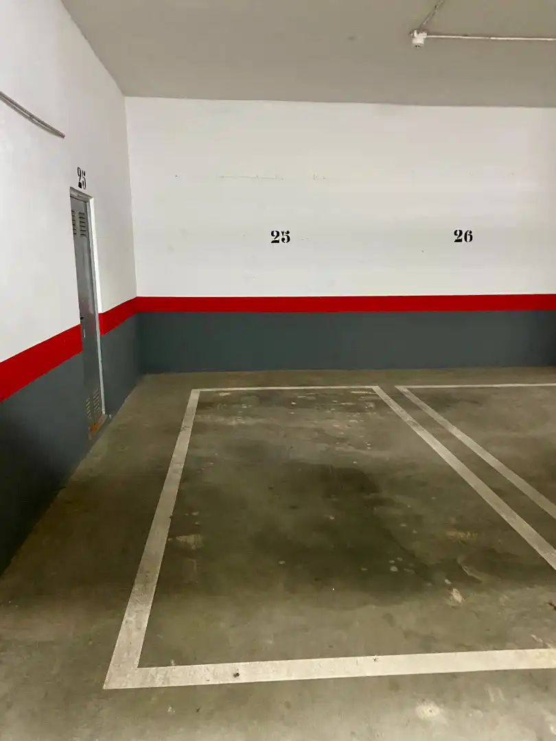 Aparcament de Pis en venda en Ciudad Real amb Aire condicionat, Calefacció i Parquet