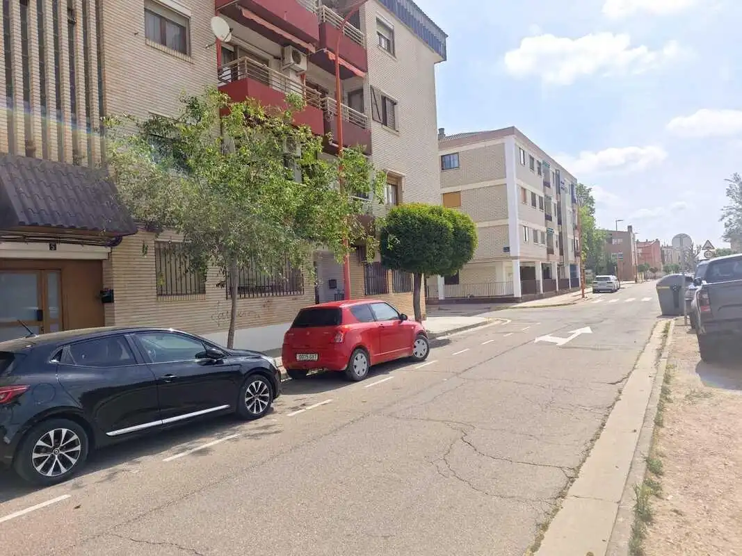Exterior view of Flat for sale in Utebo  with Air Conditioner, Heating and Balcony