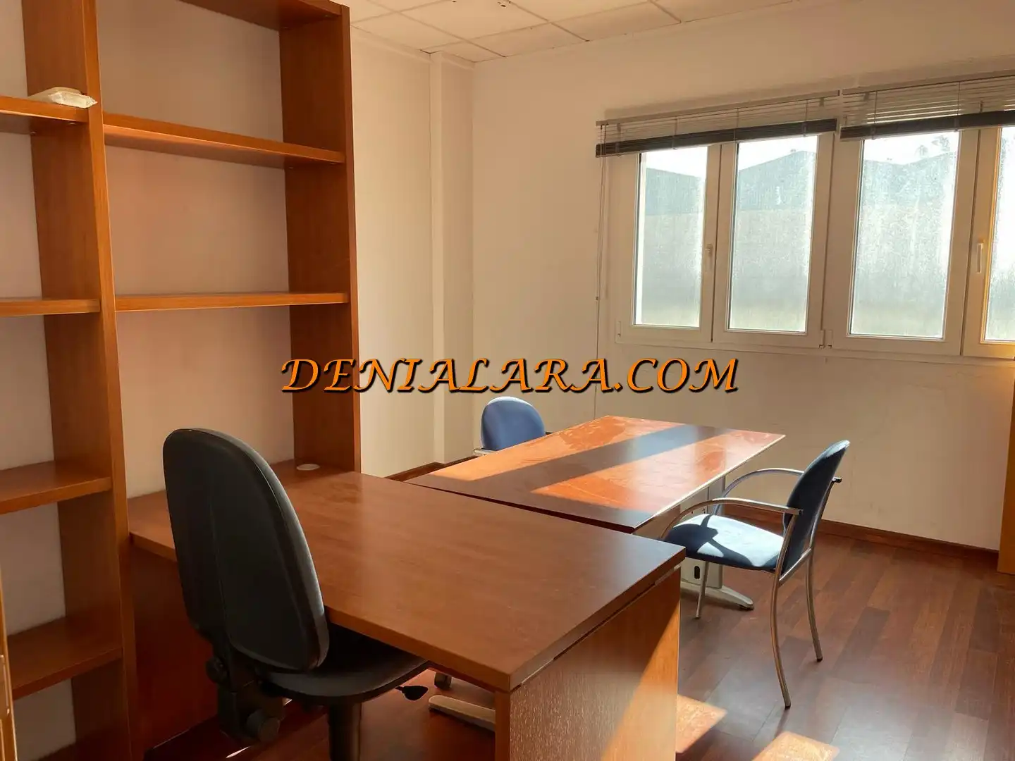 Oficina de alquiler en Beniarbeig con Amueblado