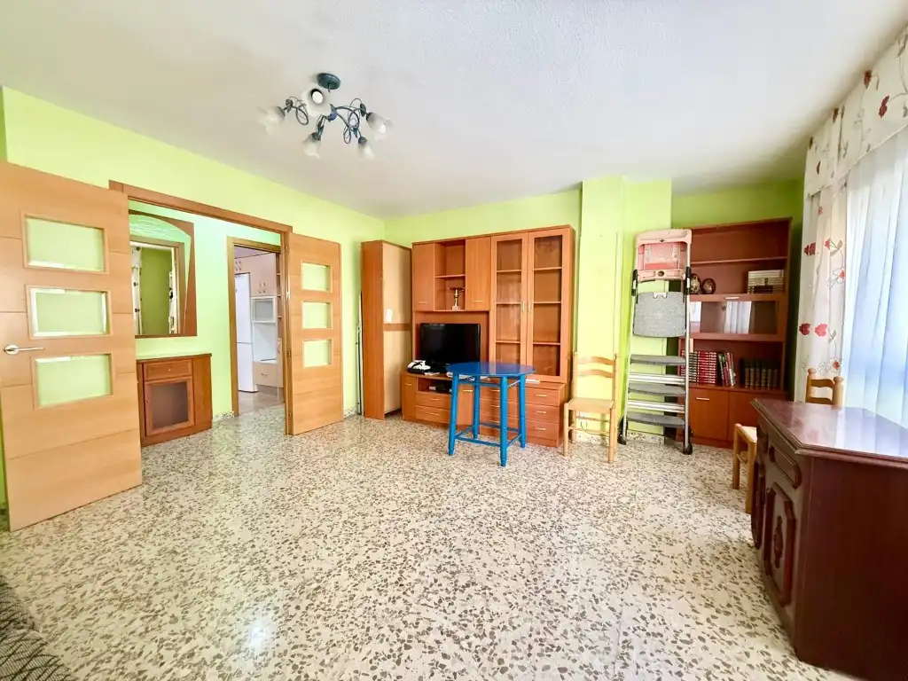 Flat with lift for sale in Calle Rodriguez De La Fuente (Torre Del Mar), imagen 3