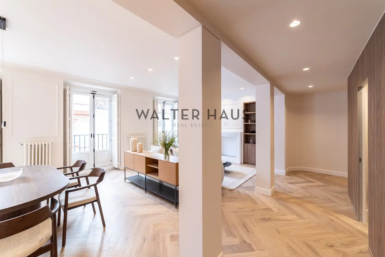 Flat for sale in Calle de Quevedo, Cortes - Huertas