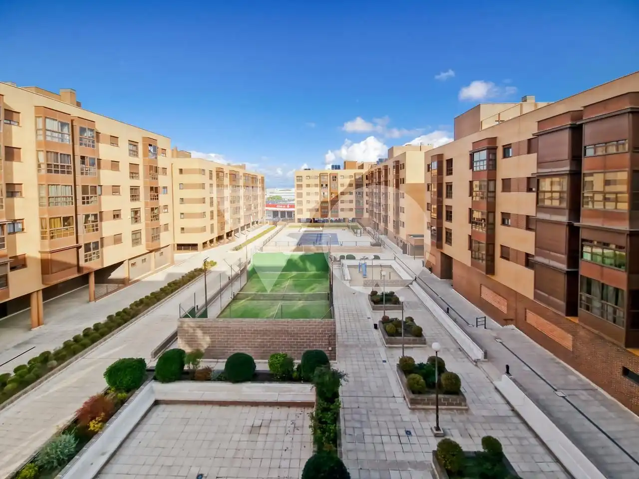Vista exterior de Pis en venda en Madrid amb Aire condicionat, Calefacció i Sauna