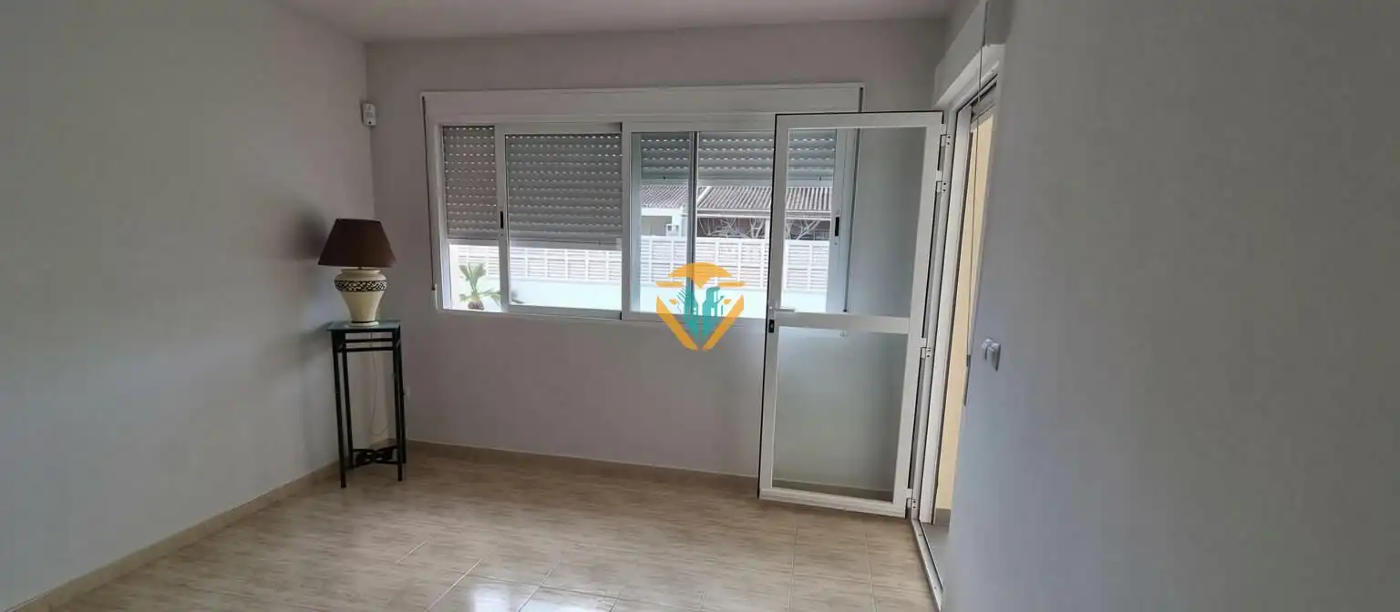 Casa aparellada amb piscina en venda a El Tossal - Bello Horizonte, imagen 33