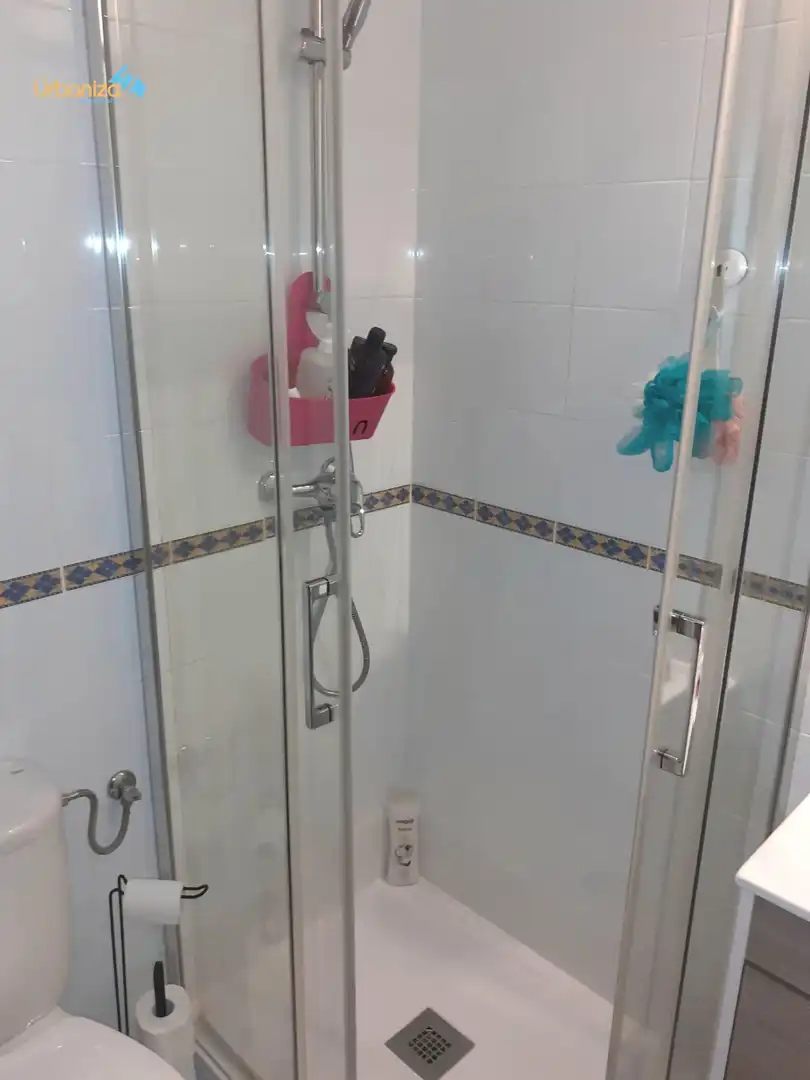 Bany de Pis en venda en Badajoz amb Calefacció i Traster