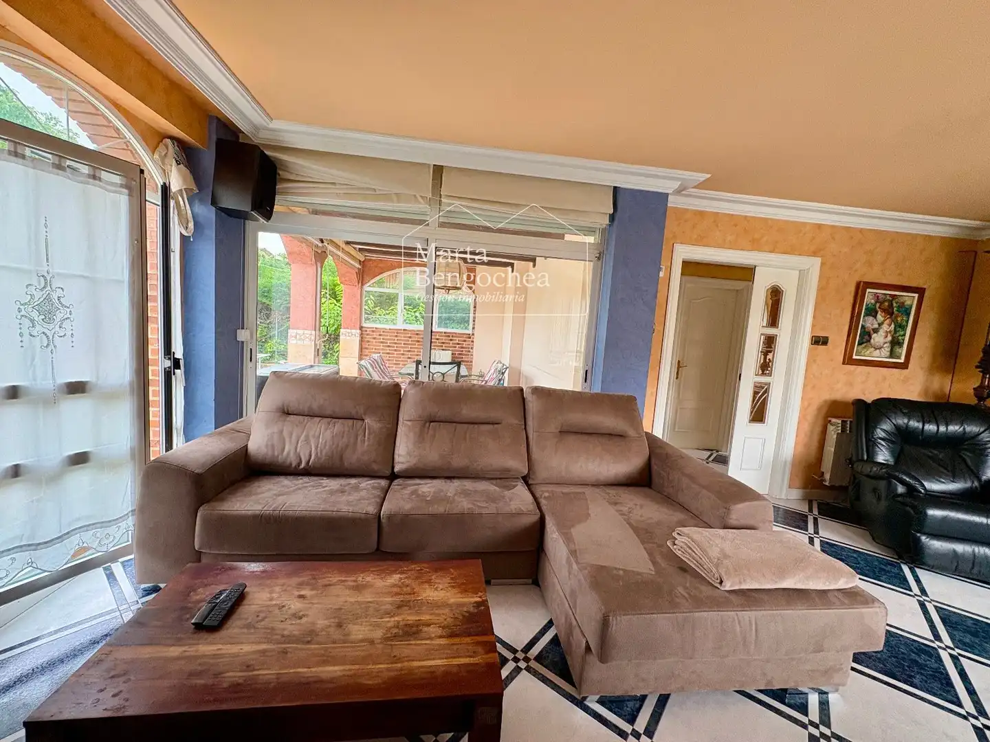 Living room of Houses for sale in Zigoitia  with Heating, Private garden and Swimming Pool