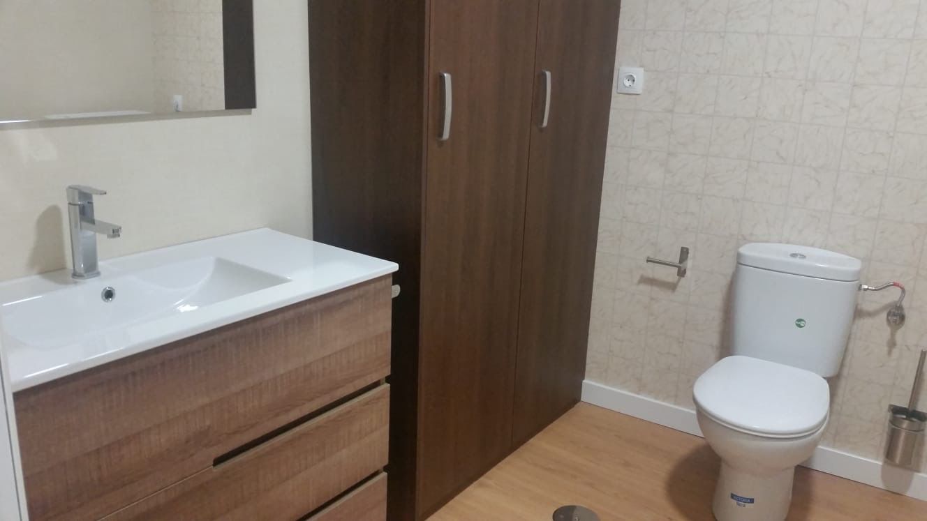 Baño de Loft de alquiler en Almendralejo con Aire acondicionado, Parquet y Amueblado