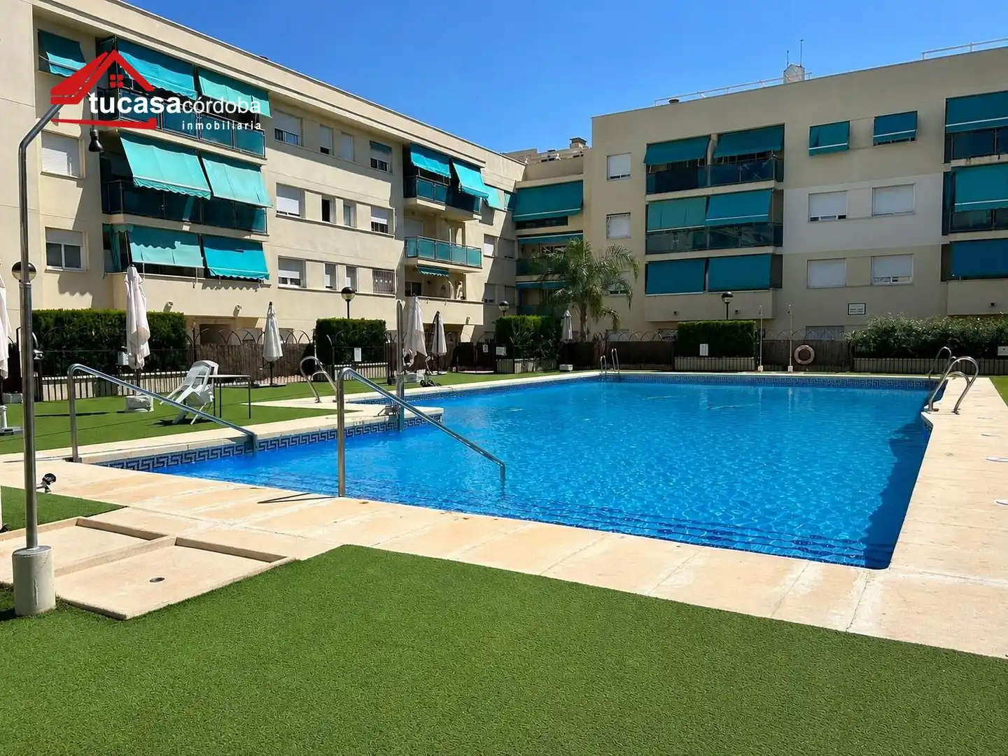 Piscina de Planta baixa en venda en Córdoba amb Aire condicionat, Alarma i Piscina comunitària