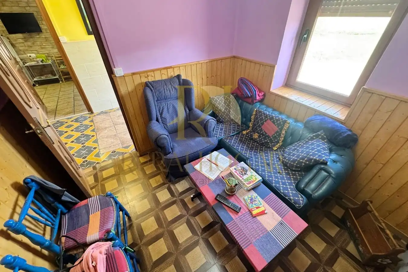 Sala de estar de Casa o chalet en venta en Gradefes con Calefacción, Parquet y Amueblado