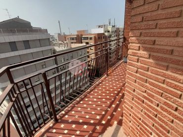Wohnung mit Balkon zur Miete in VALENCIA