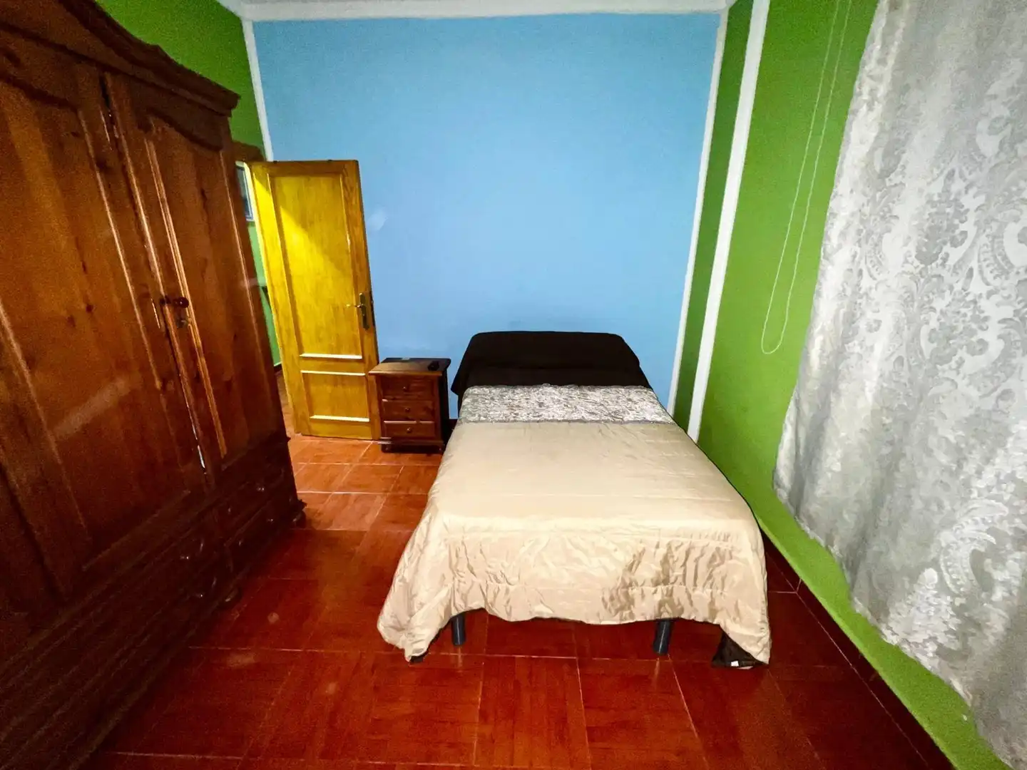 Habitación de Piso en venta en Málaga