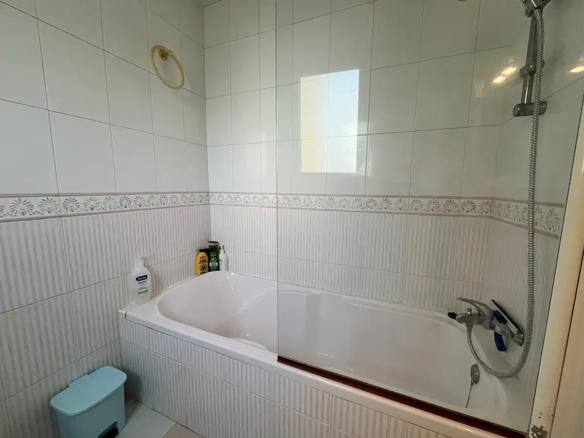 Bathroom of Apartments for sale in Dénia  with Air Conditioner, Heating and Terrace