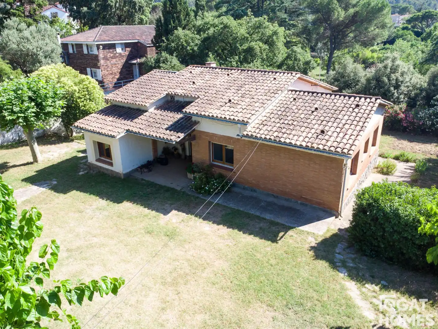 Exterior view of Houses for sale in Sant Cugat del Vallès  with Air Conditioner, Heating and Terrace