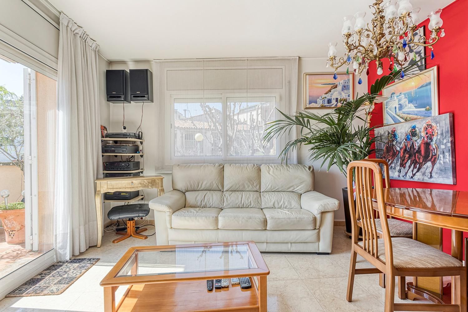 Wohnzimmer von Wohnung zum verkauf in Òdena mit Klimaanlage, Heizung und Terrasse