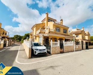 Exterior view of House or chalet for sale in Orihuela  with Air Conditioner, Heating and Private garden