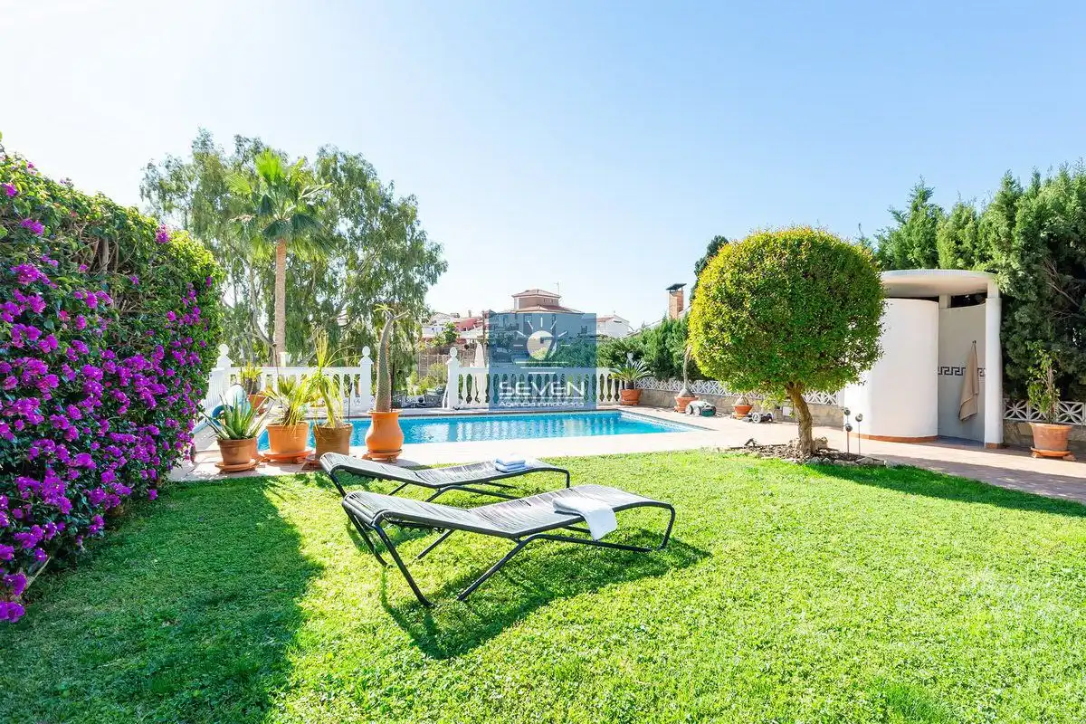 Garden of Houses for rent in Almuñécar  with Air Conditioner, Heating and Private garden