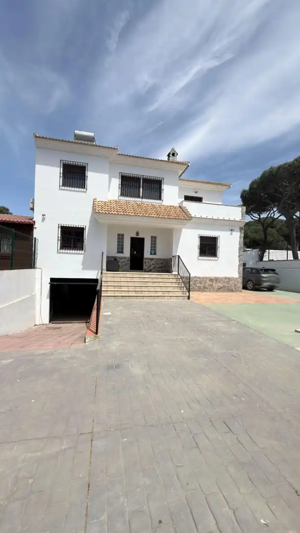 Vista exterior de Casa adosada en venta en Mazagón con Aire acondicionado, Trastero y Piscina