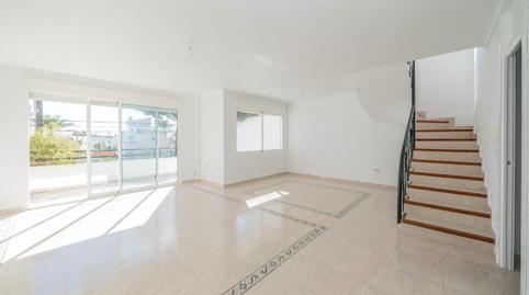 Foto 2 de Casa o xalet en venda a Villamartín - Las Filipinas, Alicante