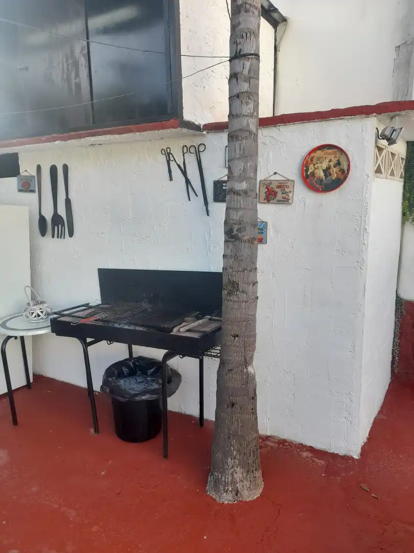 Jardín de Casa o chalet en venta en Brenes con Aire acondicionado, Jardín privado y Piscina