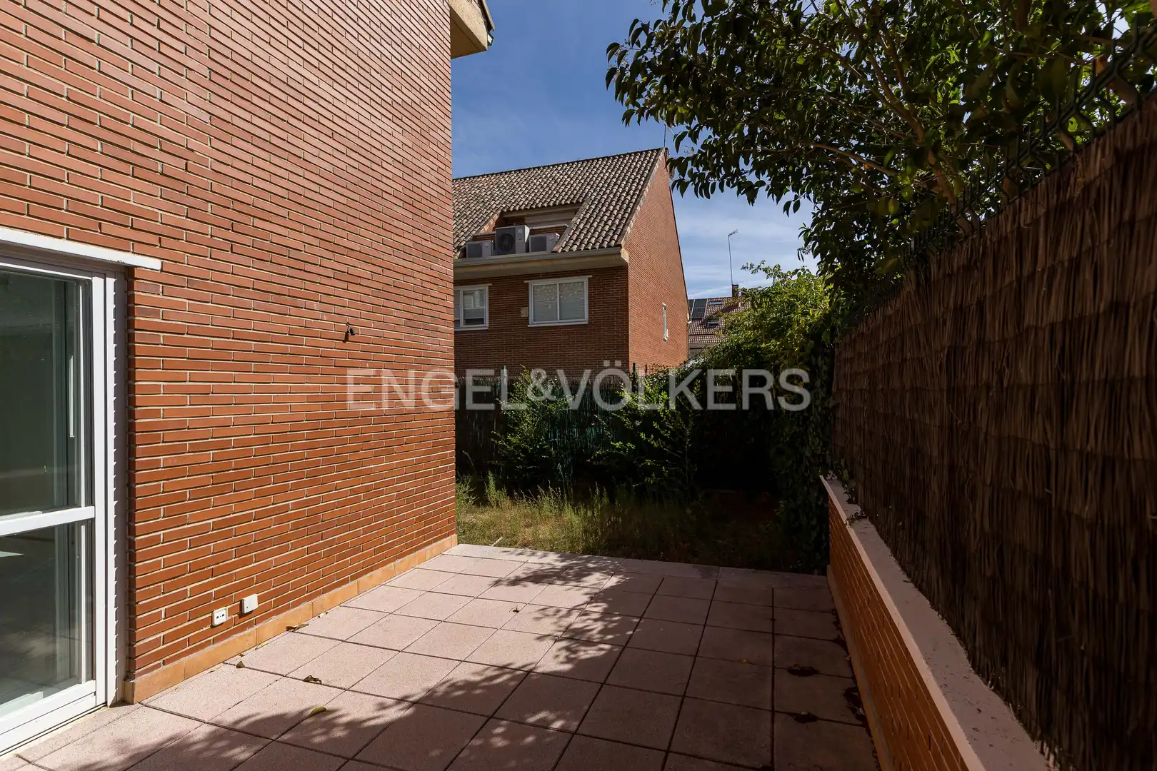 Terrassa de Casa o xalet de lloguer en Madrid amb Aire condicionat, Calefacció i Jardí privat