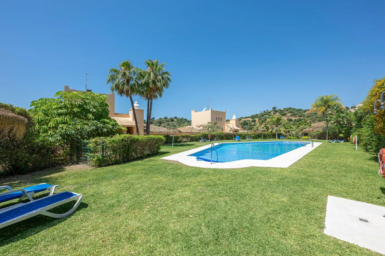 Garden of Apartments for rent in Marbella  with Air Conditioner, Private garden and Washing machine