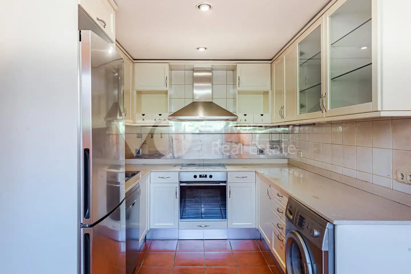 Cocina de Casa adosada en venta en Las Rozas de Madrid con Aire acondicionado, Calefacción y Jardín privado