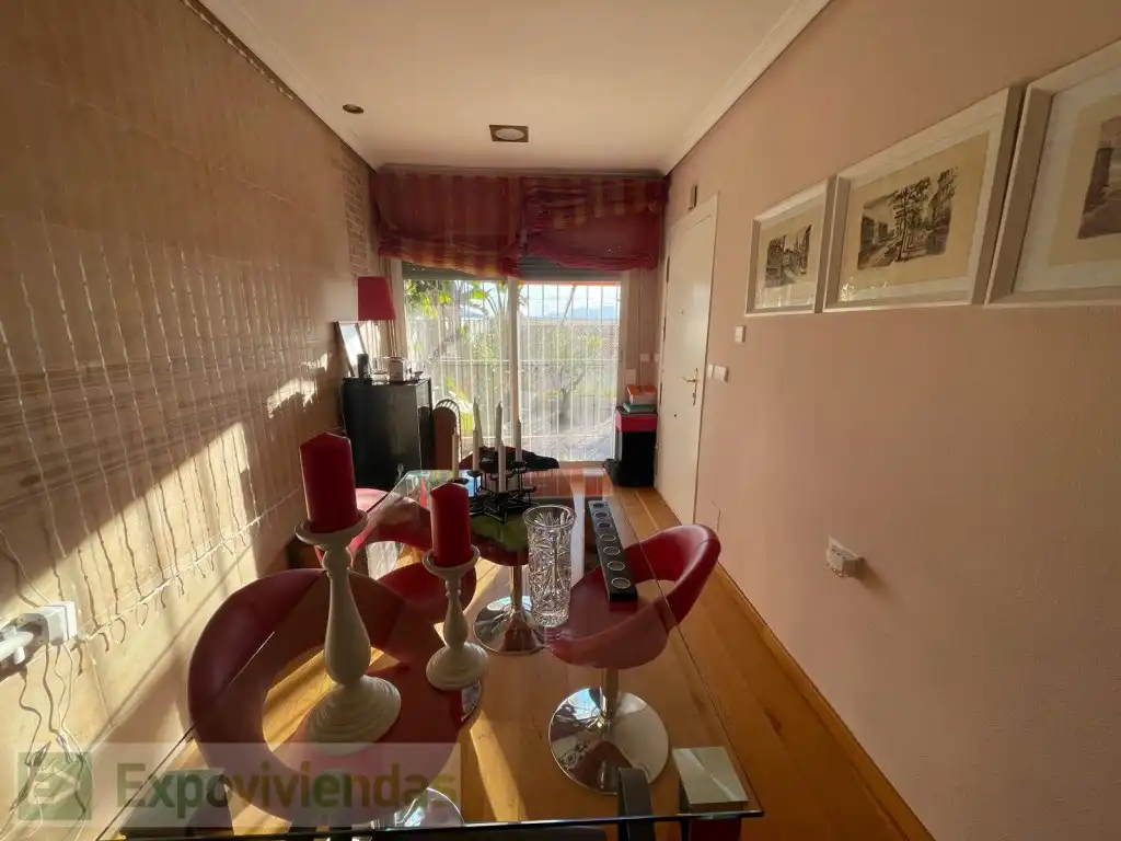 Comedor de Casa adosada en venta en Murcia
