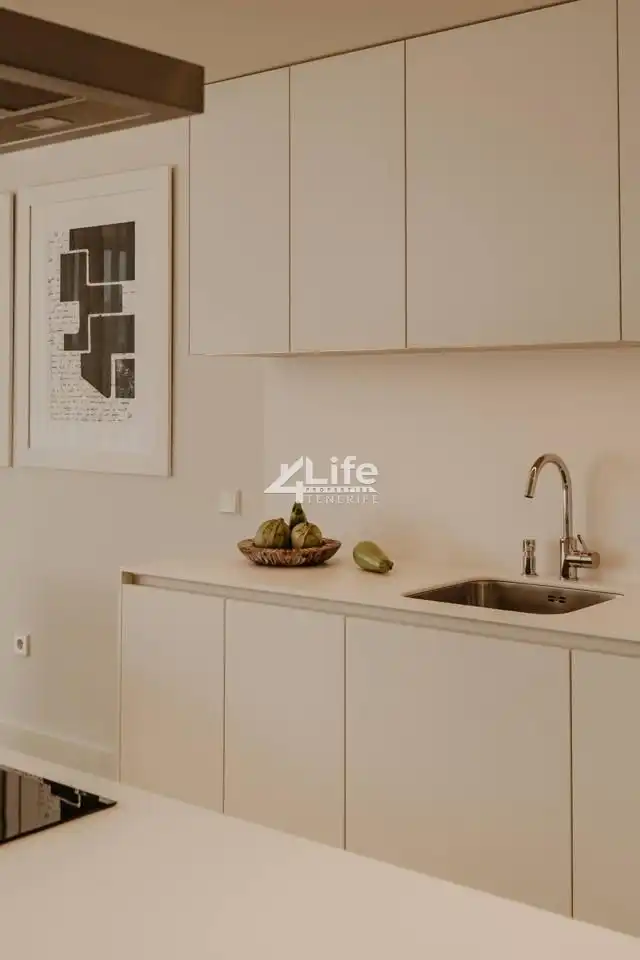 Cuina de Dúplex en venda en Granadilla de Abona amb Aire condicionat, Jardí privat i Terrassa