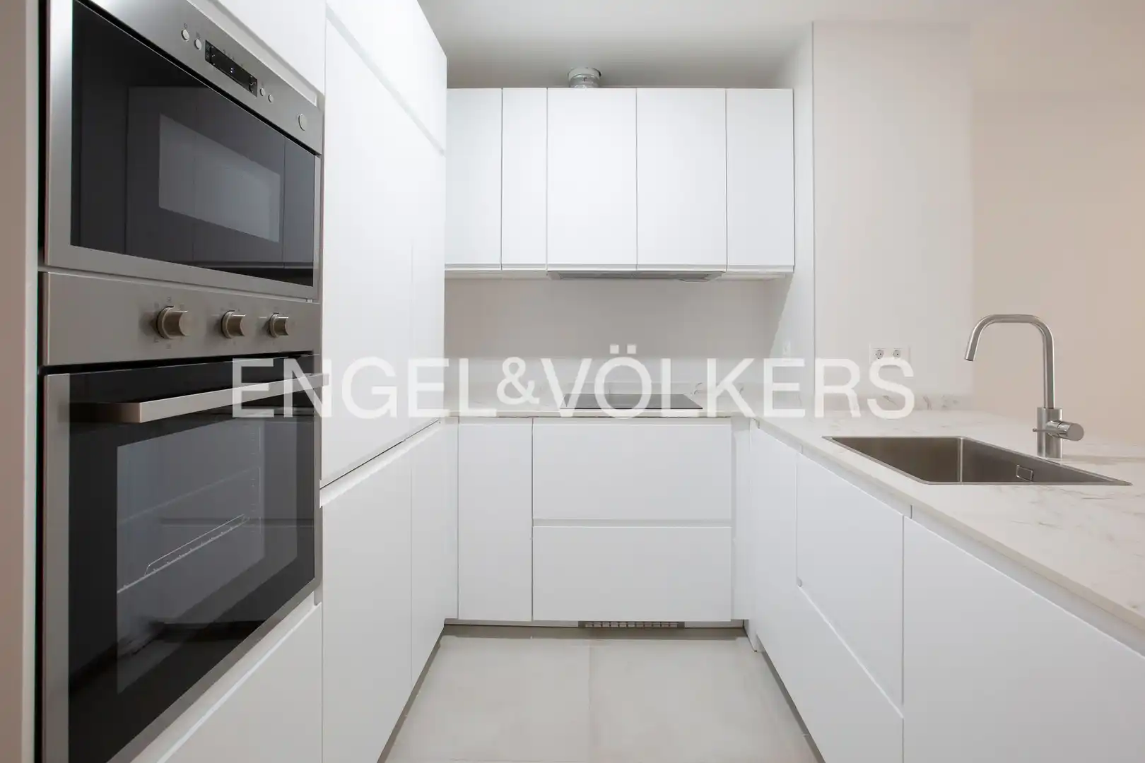 Kitchen of Flat for rent in Getxo   with Heating, Parquet flooring and Terrace