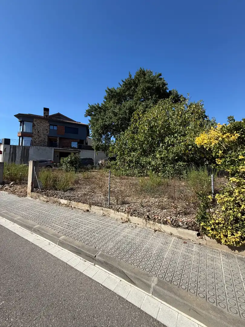 Terreno residenziale in vendita a Carrer Consell de Cent 27